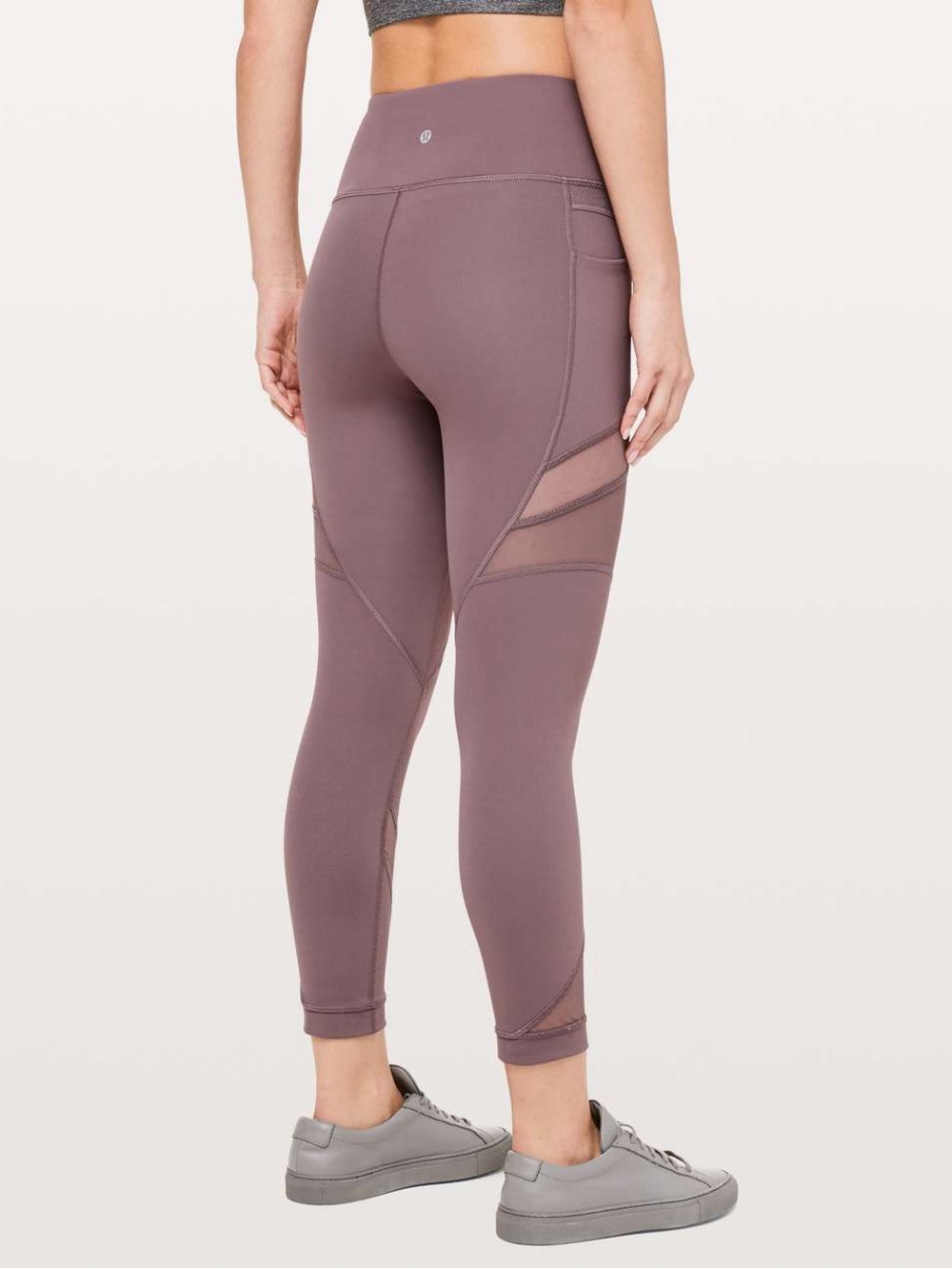 Lululemon Mesh In Motion Crop *23"
Antique Bark size 6 (Read repair)